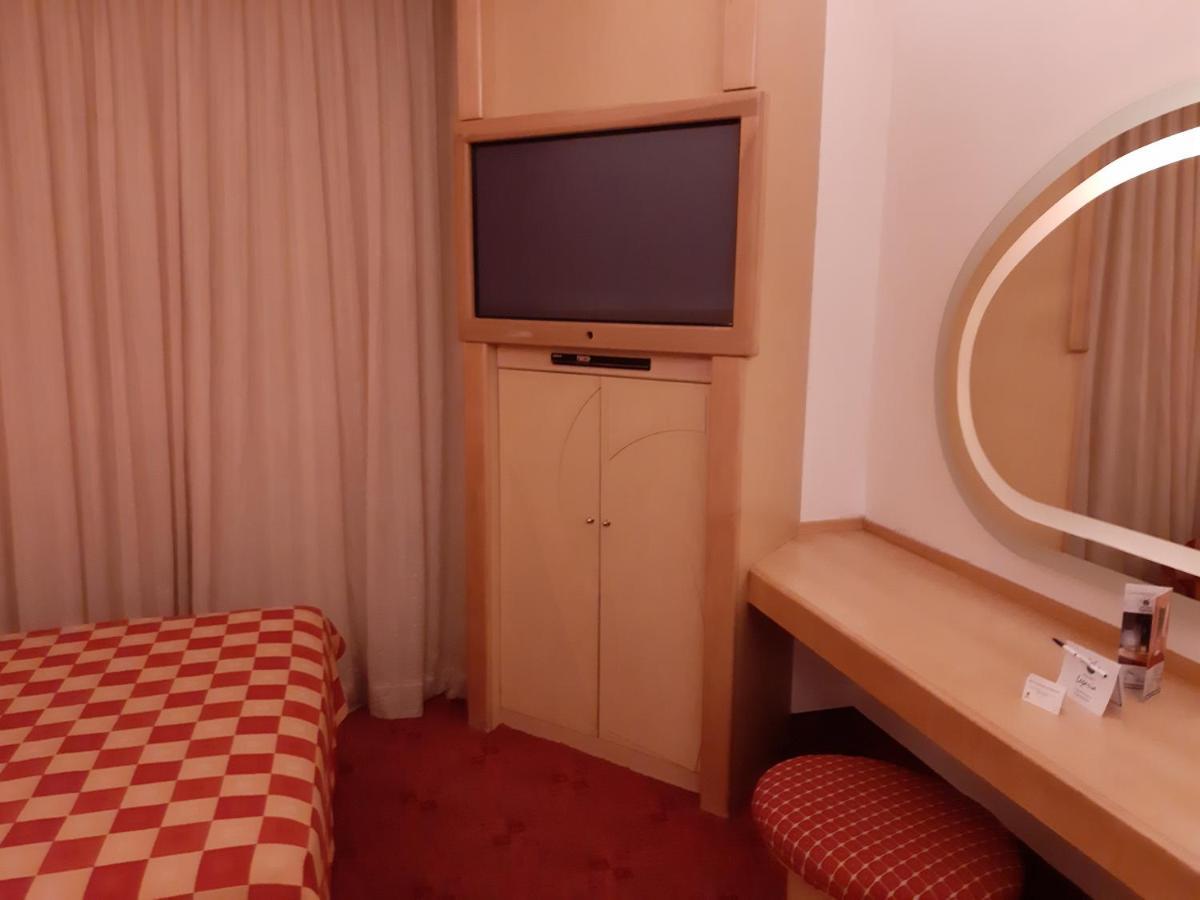 Auto Hotel Legaria Mexico City Exteriör bild